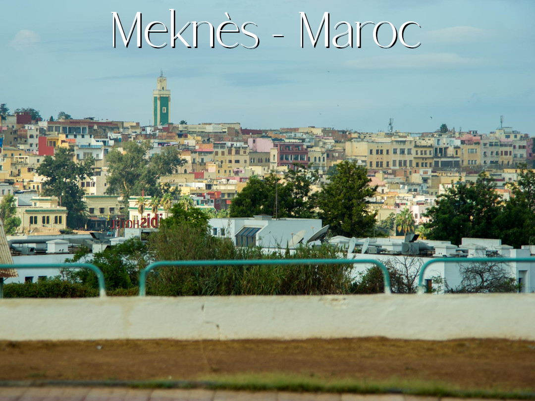 Мeknès